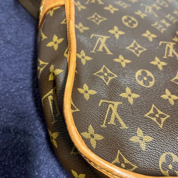 Authentic Louis Vuitton Congo Messenger Bag - Picture 11 of 11